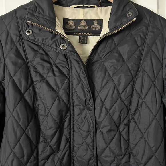 Barbour Flyweight Cavalry Quilt Jacket in Classic Black Size 6 - Picture 3 of 9